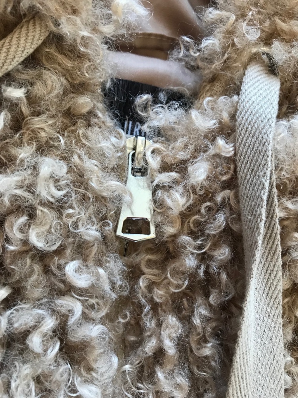UO FUZZY SHAGGY OVERSIZED HOODED ZIP-UP TEDDY CASEY COAT - Picture 6 of 14